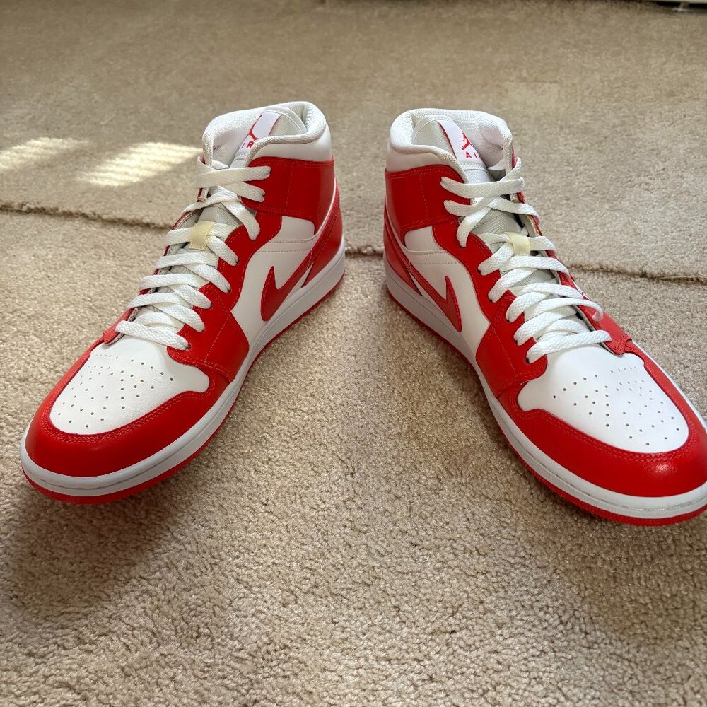 Air Jordan 1 'Syracuse' (Unisex) - Men's 10.5/Women's 12 - White/Habanero Red